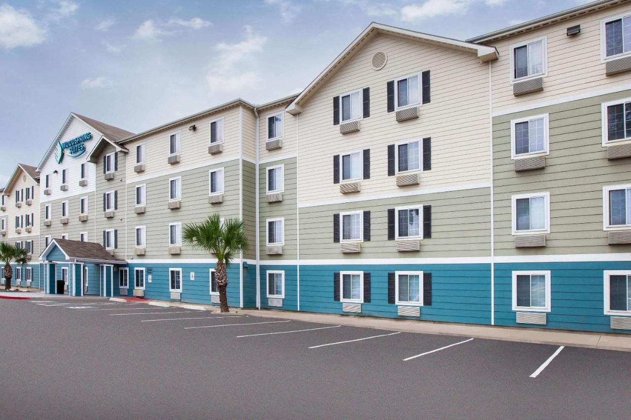Woodspring Suites Brownsville Bagian luar foto