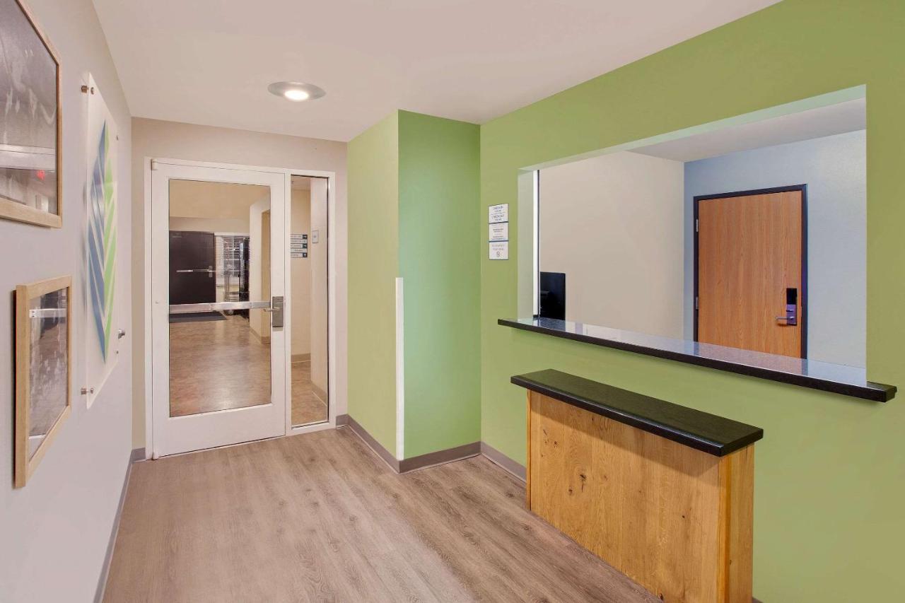 Woodspring Suites Brownsville Bagian luar foto